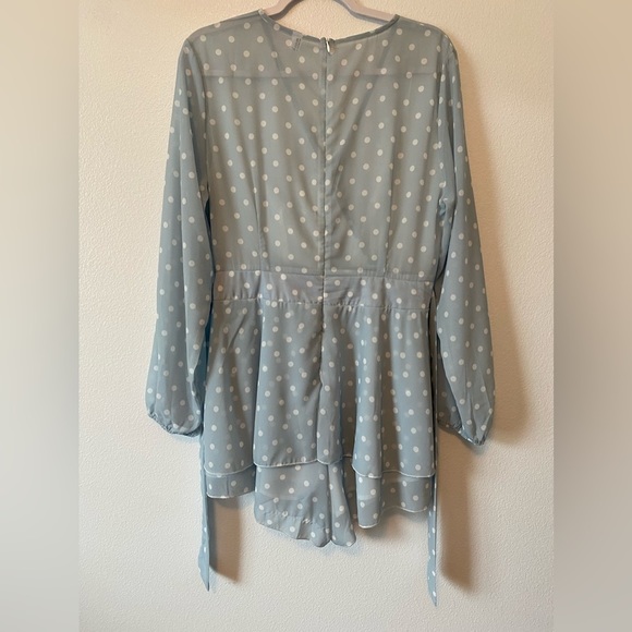 Fashion Boho Sheer Robins Egg Blue & White Polka Dot Belted Shorts Romper Large - Picture 5 of 10